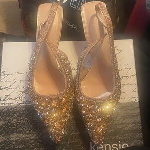 Kensie Women's Sparkling Gold Heels